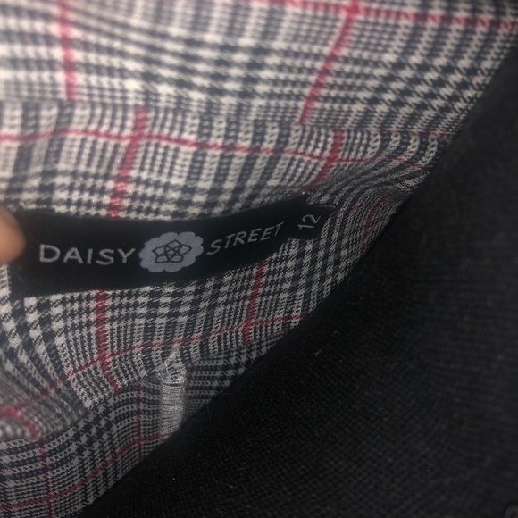 Women’s Oversized Boyfriend Blazer - Picture 4 of 4